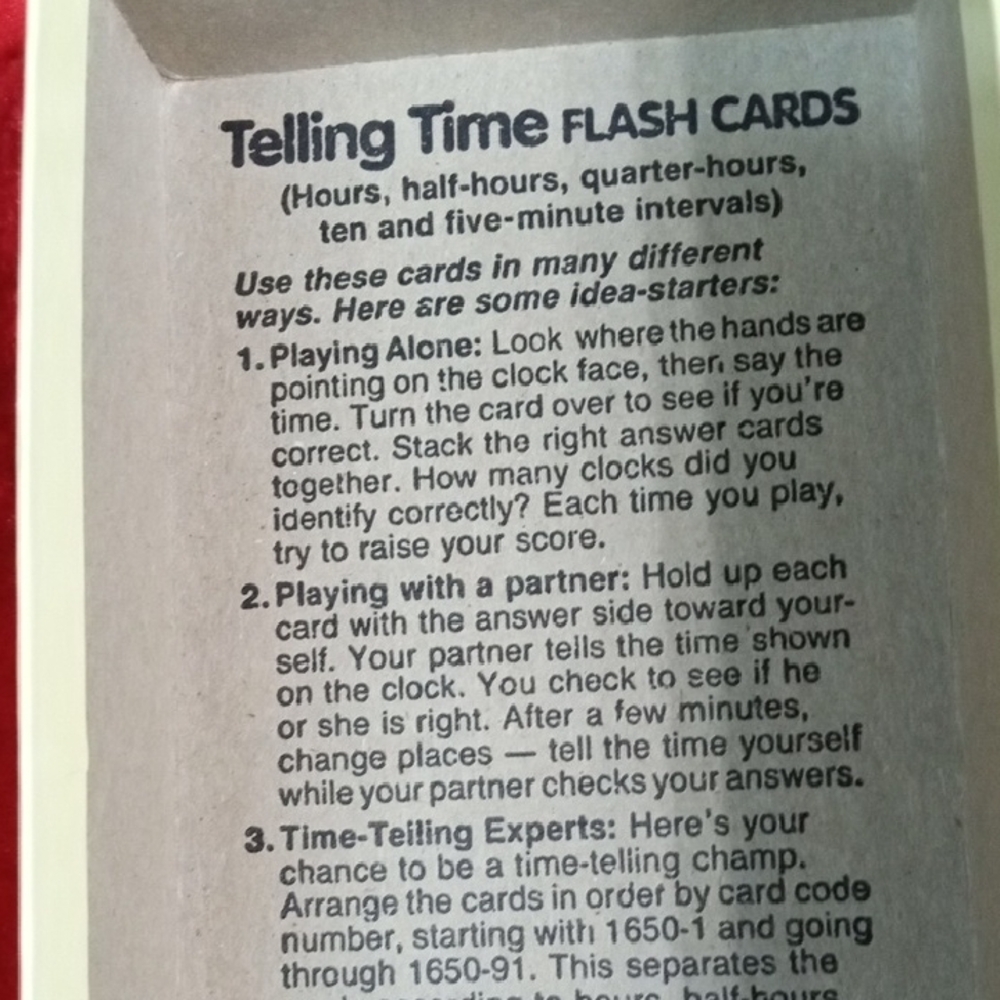 Trend Telling Time Flash Cards - Picture 6 of 7
